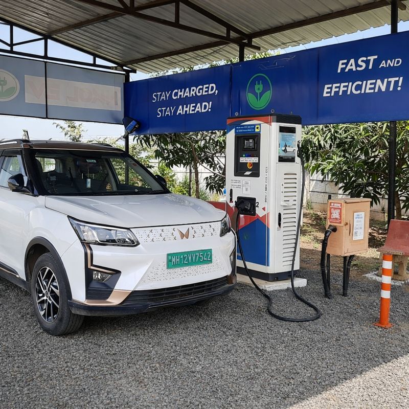 High-Power DC EV Charging Stations 240 kW to 360 kW Wholesale pack for wholesale and international export