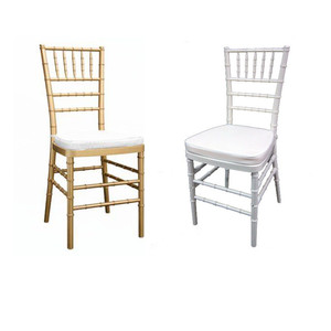 Natural wood Chiavari chair product photo