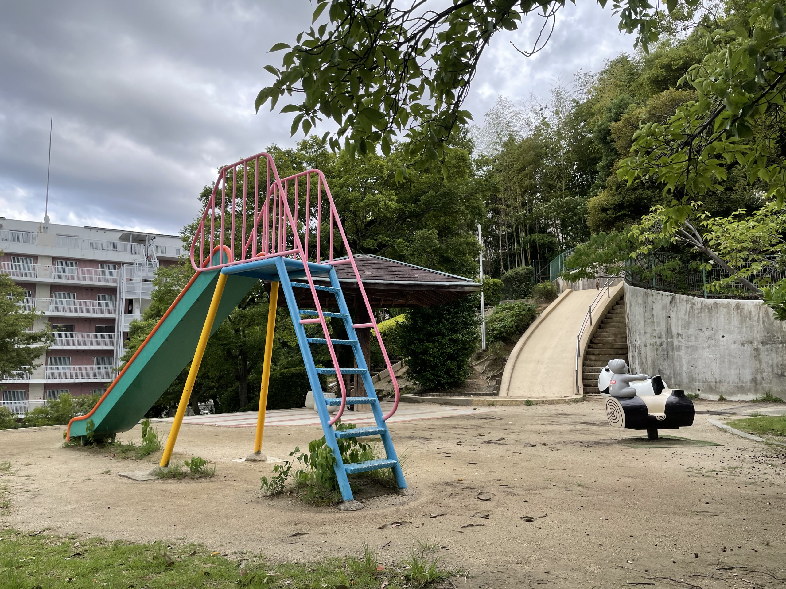 Outdoor Slides and Swing Sets Wholesale