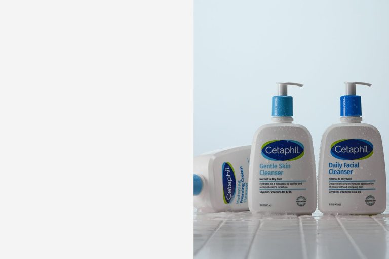 Facial Cleansers, Toners and Moisturizers Wholesale product photo