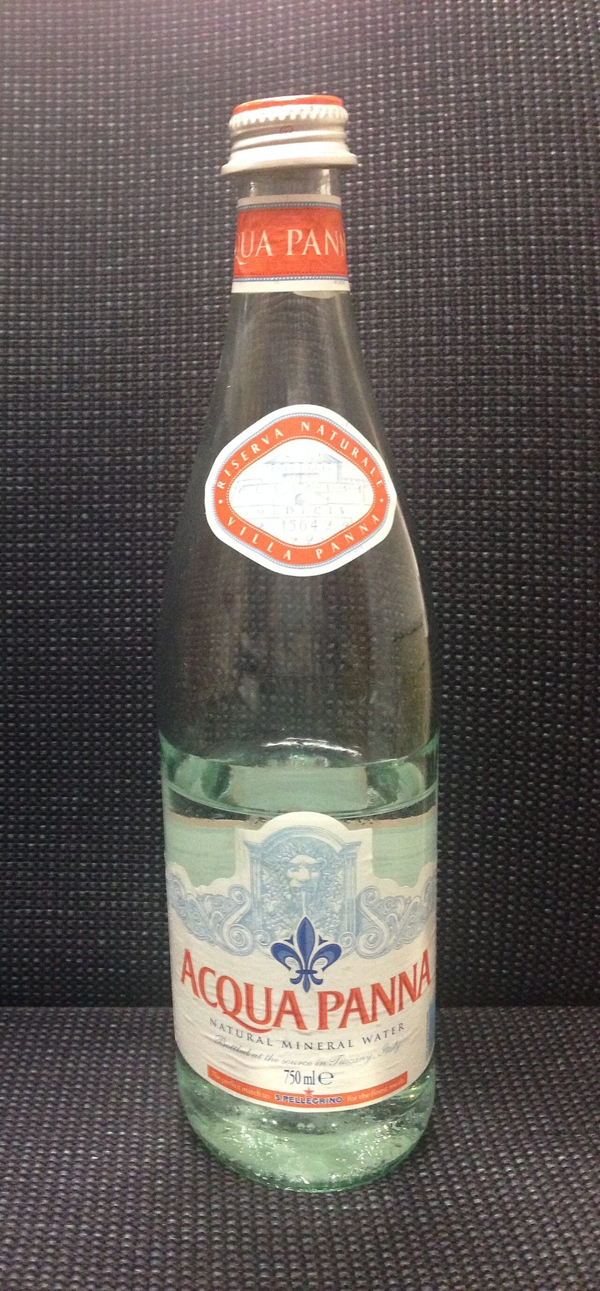 Acqua Panna Natural Spring Water Wholesale pack for wholesale and international export