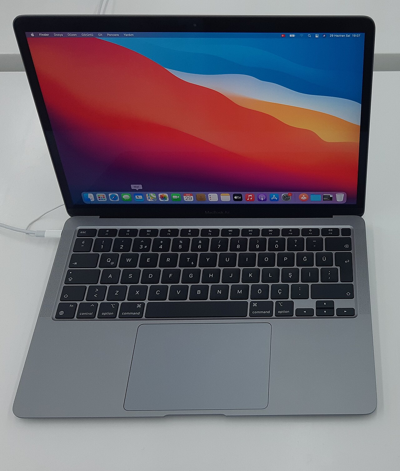 Apple MacBook Air M1 Refurbished Laptop Wholesale