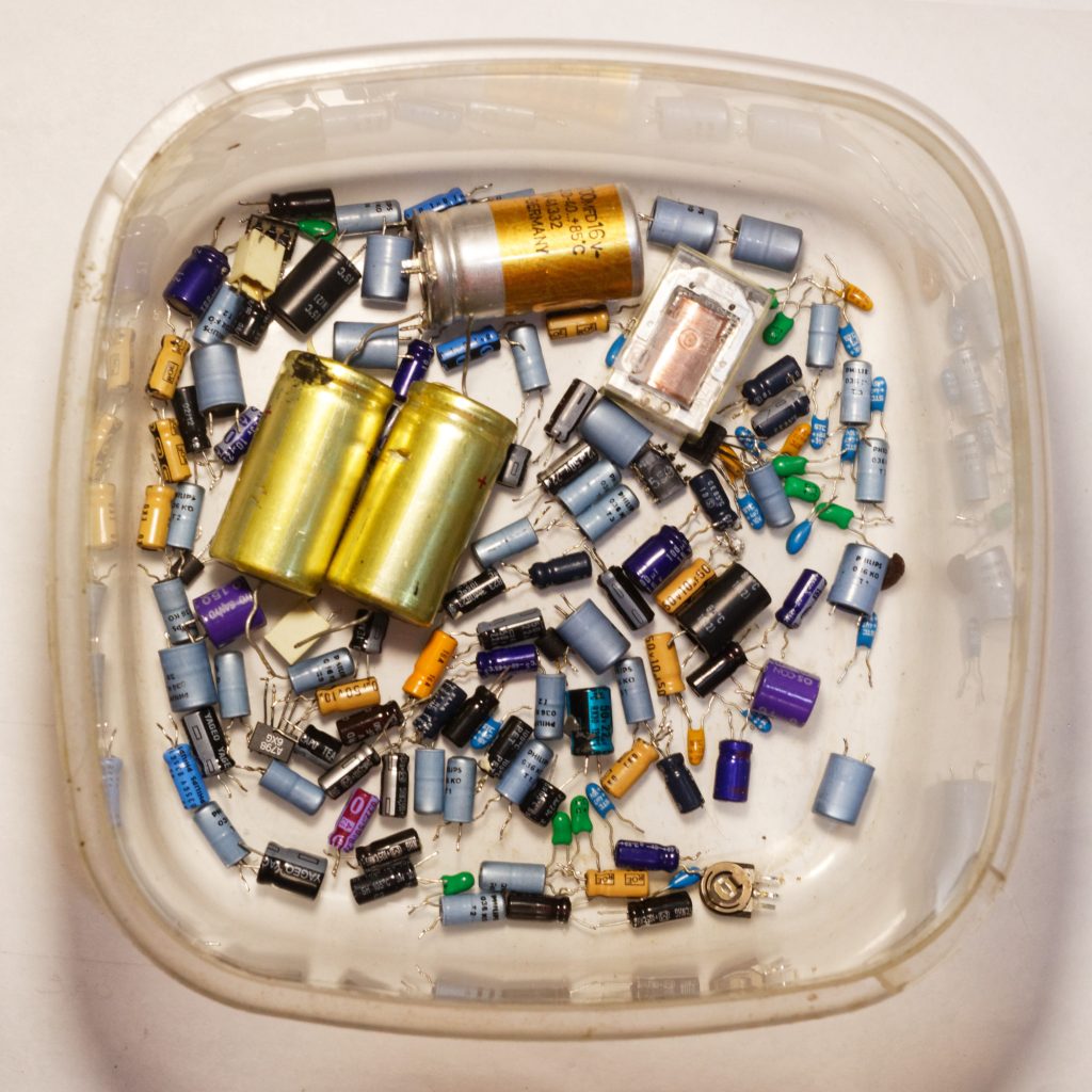 Mixed Electronic Components Scrap Wholesale pack for wholesale and international export