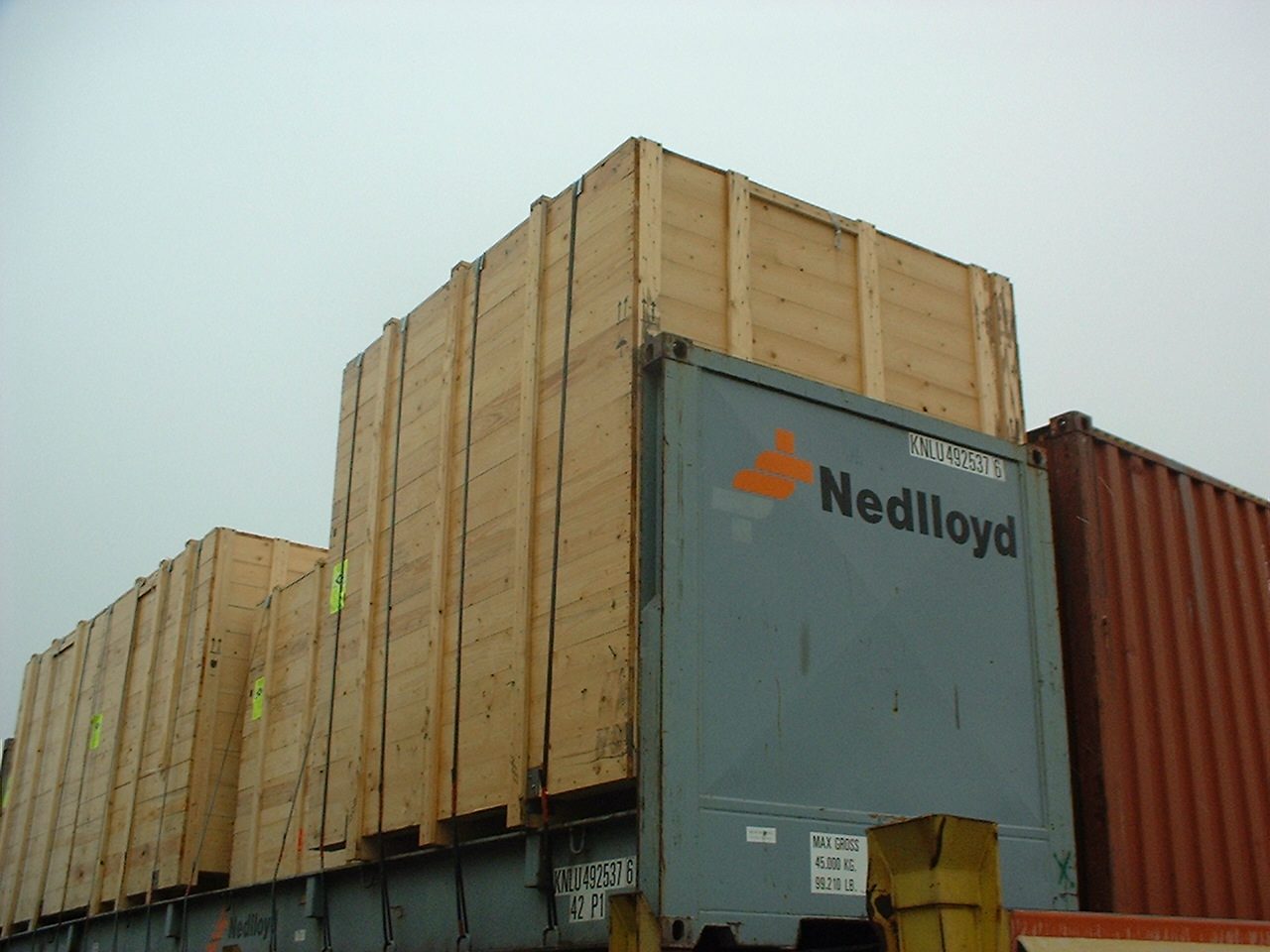 Flat-Rack Shipping Containers Wholesale pack for wholesale and international export