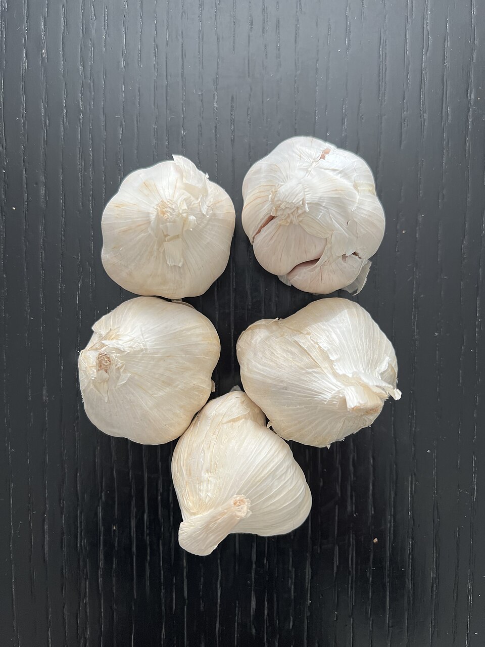 Fresh Garlic Bulbs