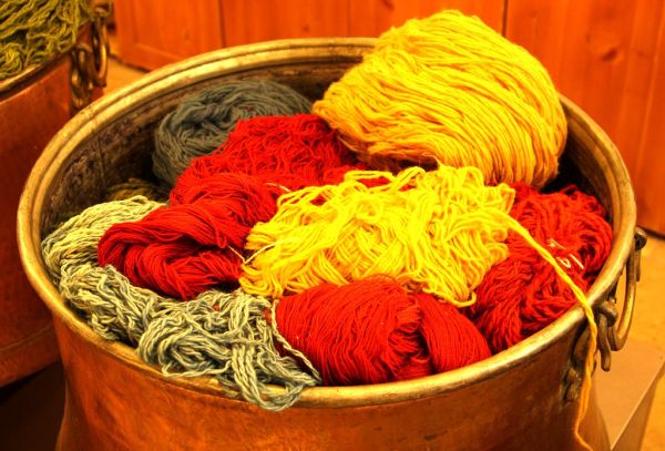 Heat-Set Polypropylene Carpet Yarn Wholesale