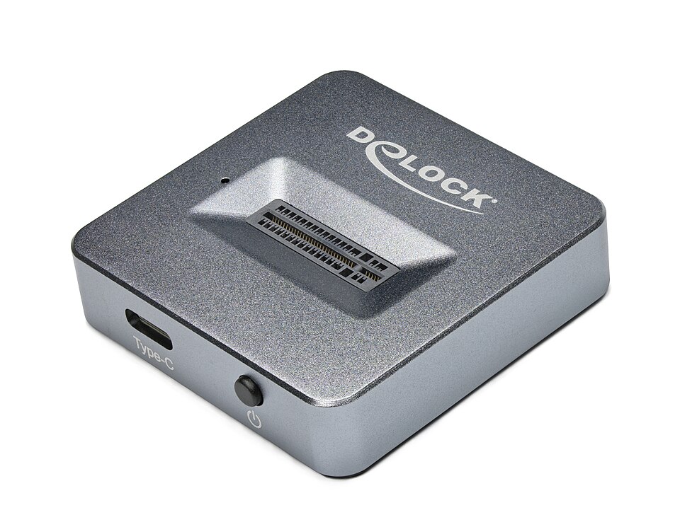 Laptop Docks & USB-C Hubs