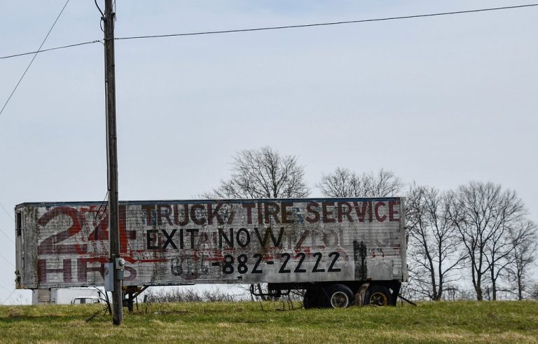Mining and Earthmover Tires Wholesale