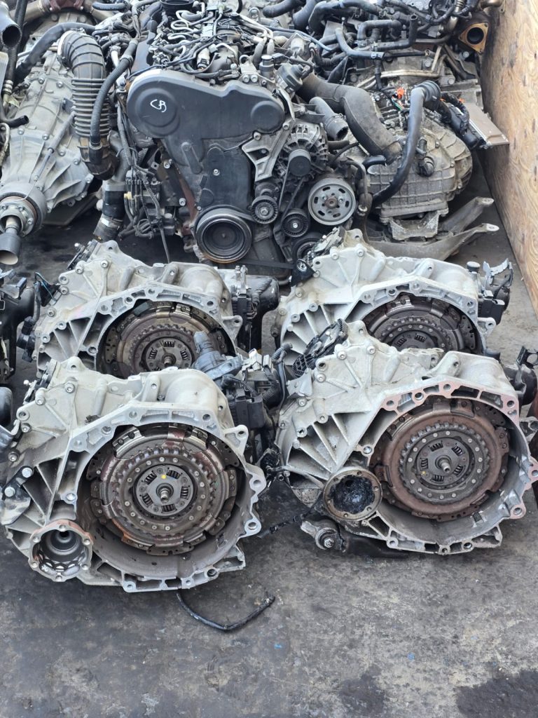 Used Automatic and Manual Transmissions Wholesale product photo