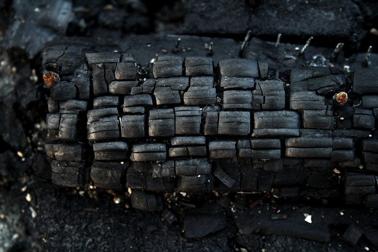 Restaurant Grade Hardwood Charcoal Bulk Jumbo Bags Wholesale