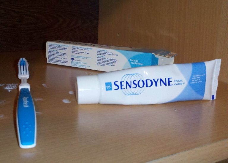 Sensodyne Toothpaste Wholesale Enquiry