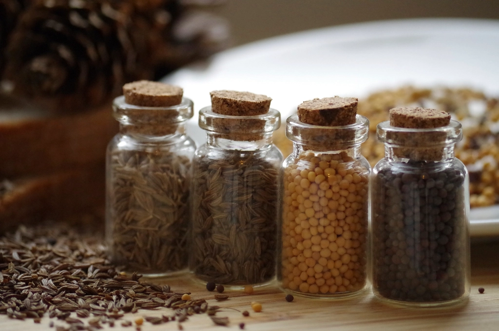 Spice Glass Jars Wholesale pack for wholesale and international export
