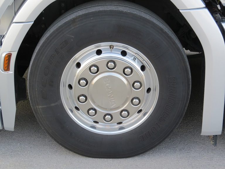 Steer Axle Truck Tires 295/75R22.5 Wholesale