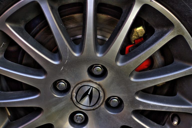Truck Wheel Studs and Lug Nuts Wholesale