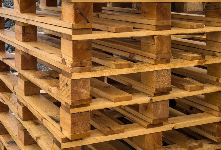 Wood Pallets & Export Packaging