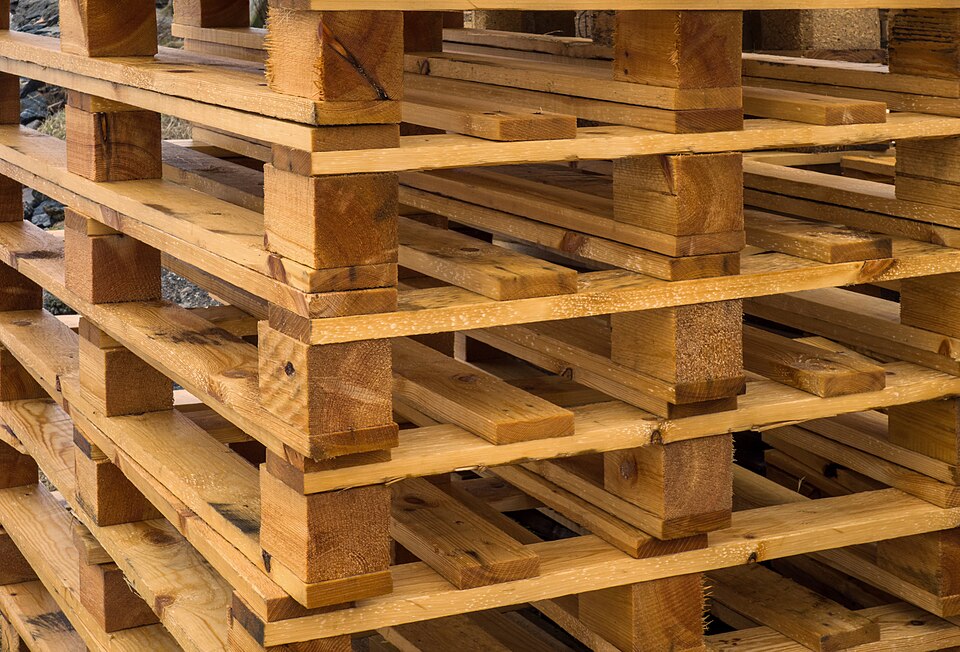 Wooden Pallet Collars and Stackable Frames Wholesale pack for wholesale and international export